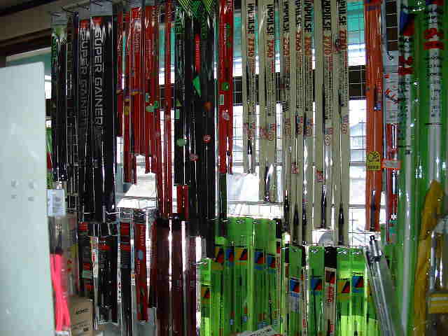 ���[�r���A���e�i